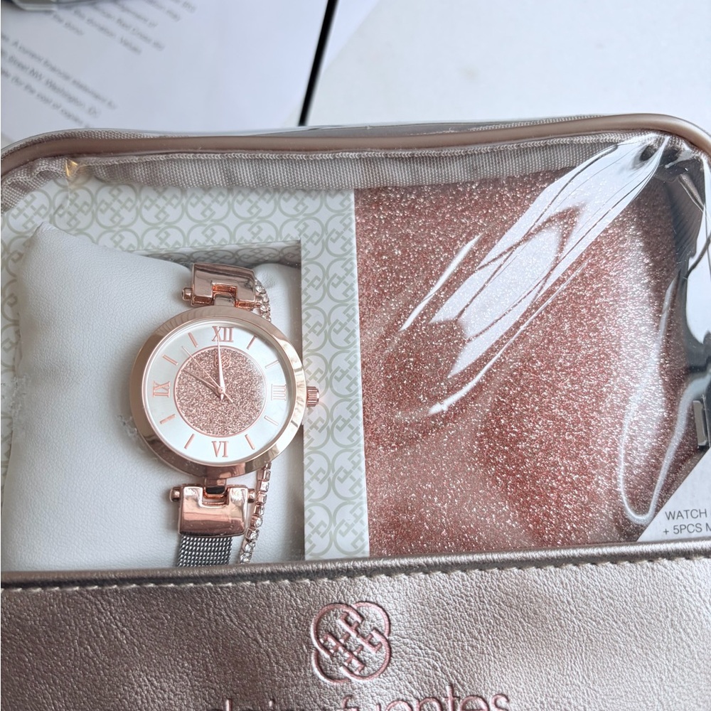 Daisy Fuentes Rose Gold Watch and Glitter Wallet Set